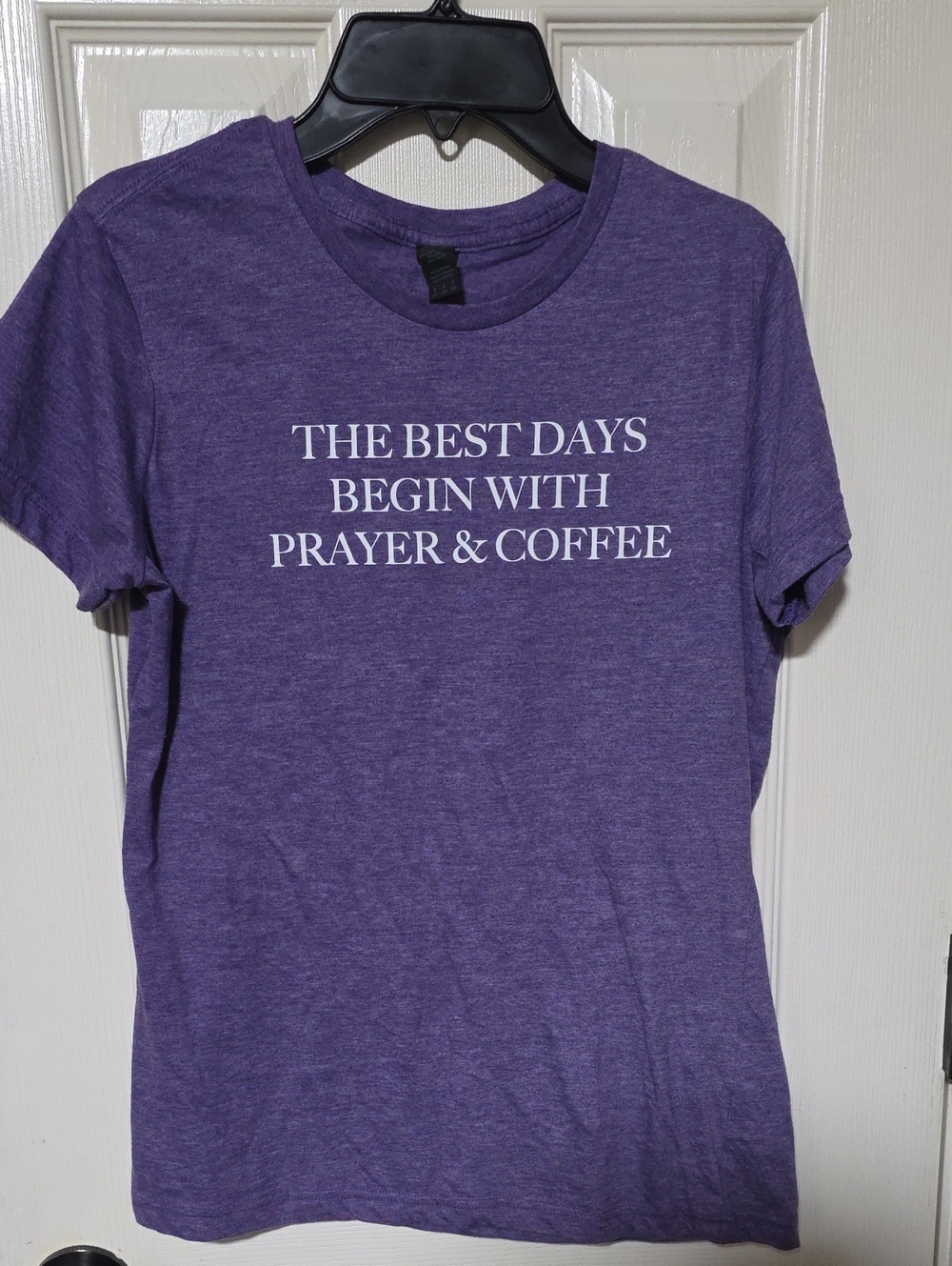 Heather Purple Crewneck Graphic Tee. Ptp 19 + Length 23+